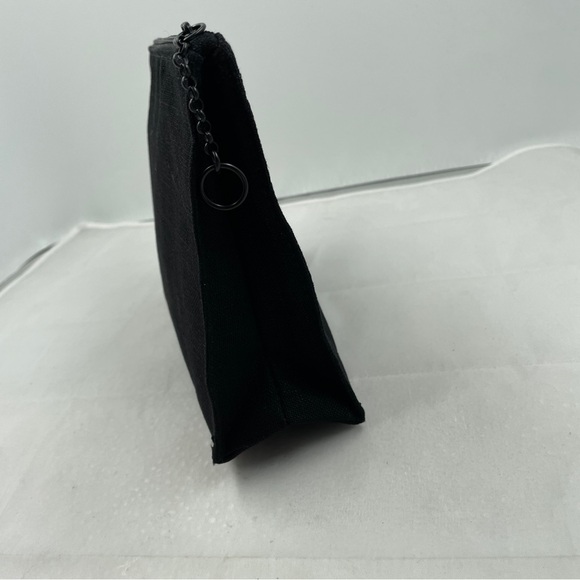 Gucci Makeup Pouch - Picture 8 of 14